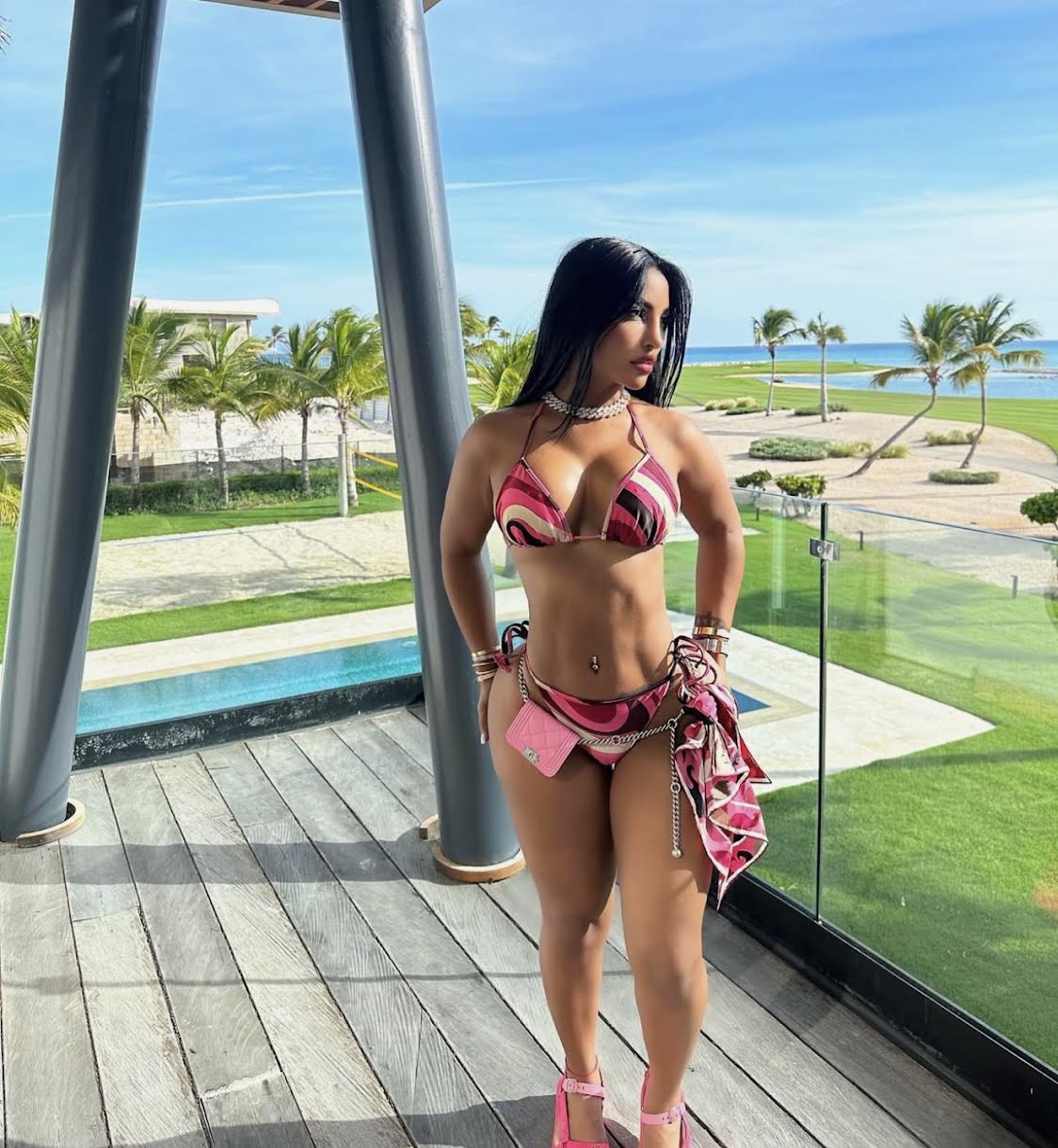 Nevis Bikini